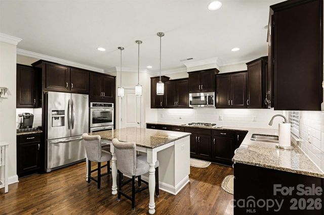 16524 Crosshaven Drive, Charlotte, NC 28278