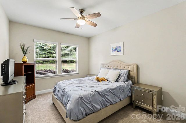 16524 Crosshaven Drive, Charlotte, NC 28278