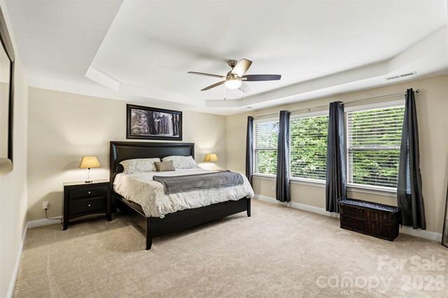 16524 Crosshaven Drive, Charlotte, NC 28278