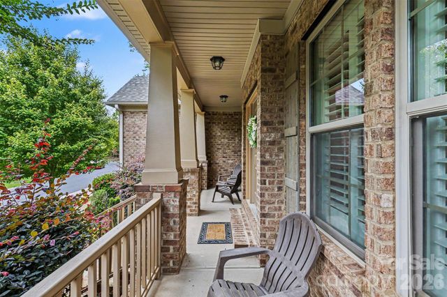 16524 Crosshaven Drive, Charlotte, NC 28278