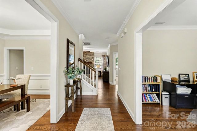 16524 Crosshaven Drive, Charlotte, NC 28278