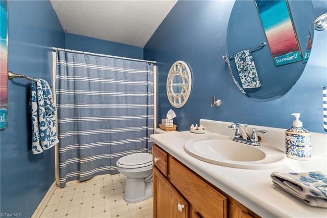 3987 Cherry Tree Drive, Greensboro, NC 27405
