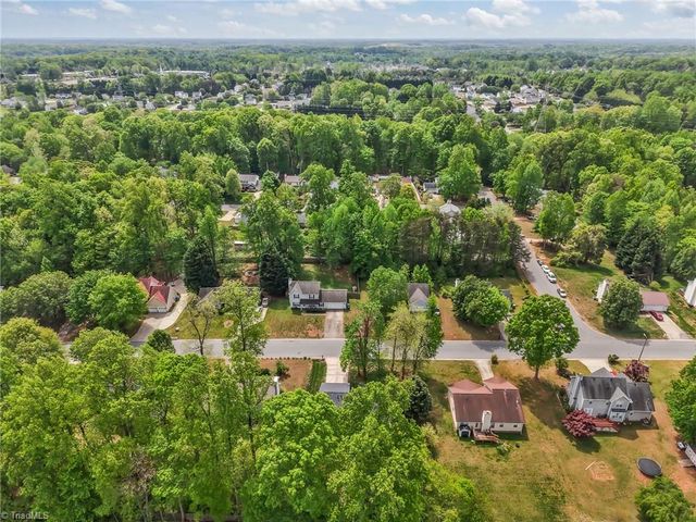 3987 Cherry Tree Drive, Greensboro, NC 27405