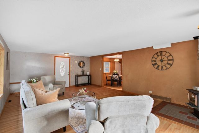 2308 Hadley Avenue N, Oakdale, MN 55128