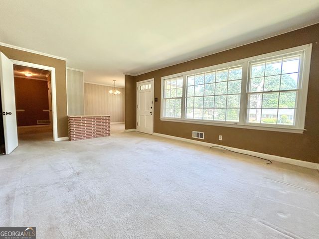 1306 Greenview Drive, Griffin, GA 30224
