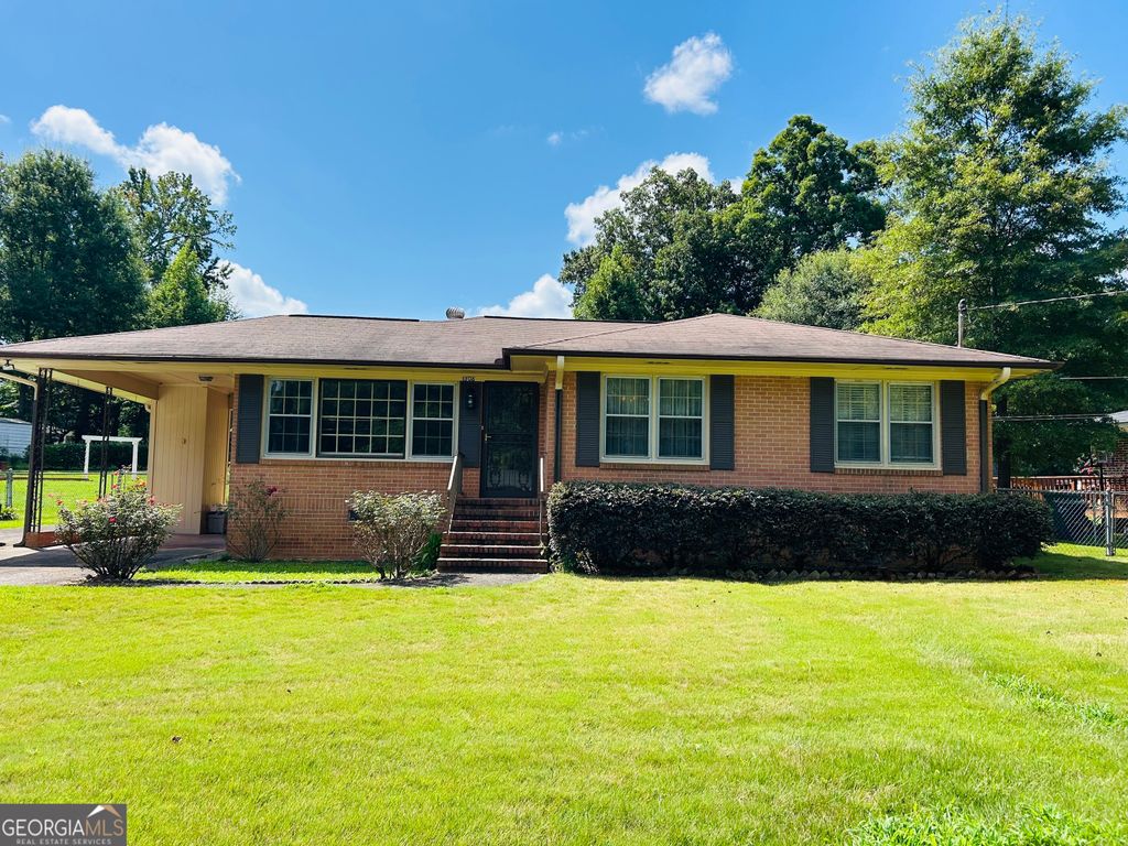1306 Greenview Drive, Griffin, GA 30224