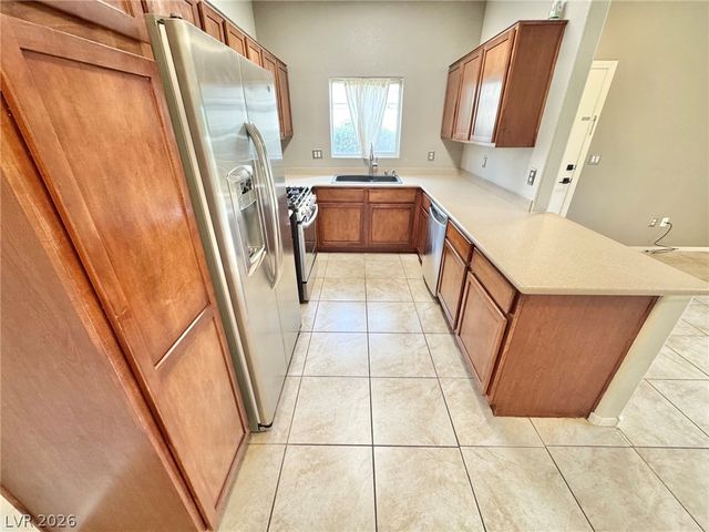 2291 West Horizon Ridge Parkway 4124, Henderson, NV 89052