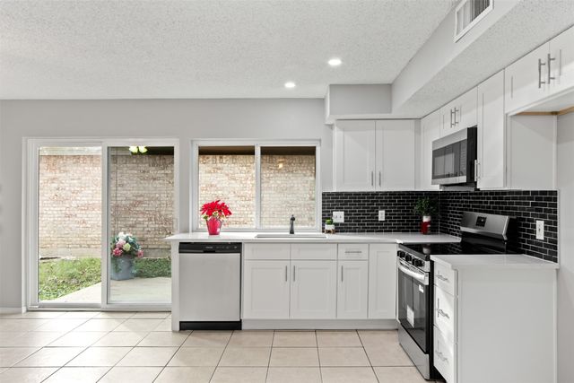 2302 Placid Drive, Carrollton, TX 75007