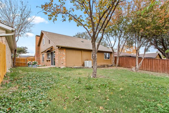 2302 Placid Drive, Carrollton, TX 75007