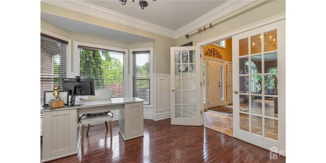 9 woodmere Road, Monroe, NJ 08831
