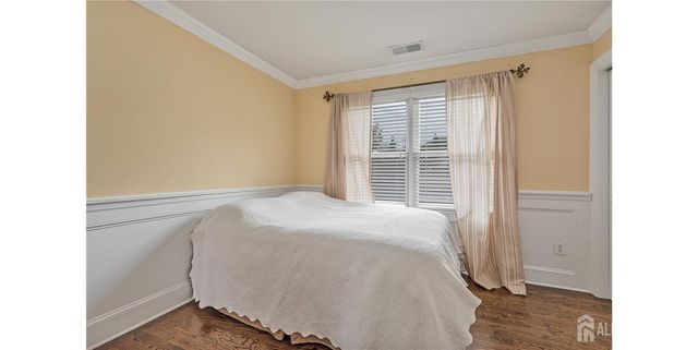 9 woodmere Road, Monroe, NJ 08831