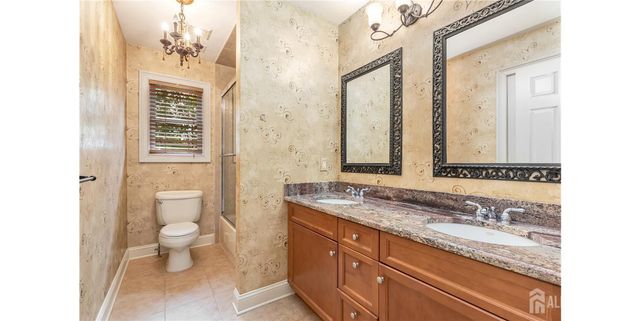 9 woodmere Road, Monroe, NJ 08831