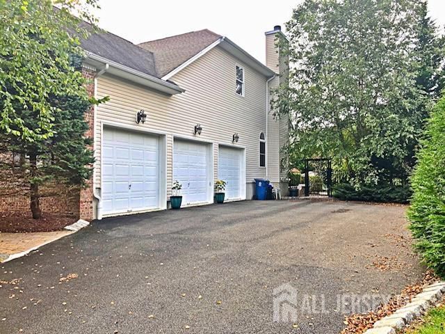 9 woodmere Road, Monroe, NJ 08831
