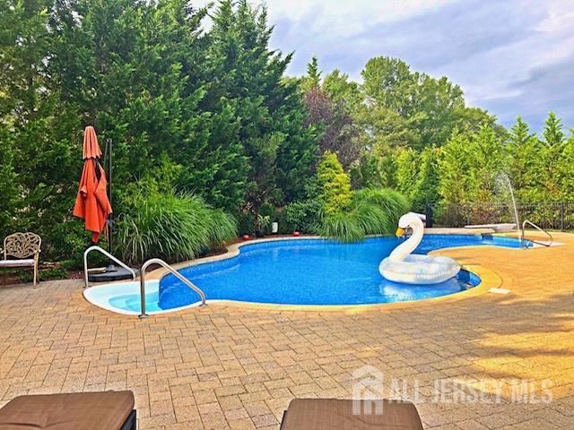 9 woodmere Road, Monroe, NJ 08831