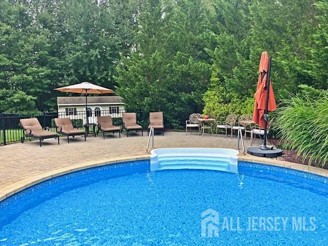 9 woodmere Road, Monroe, NJ 08831