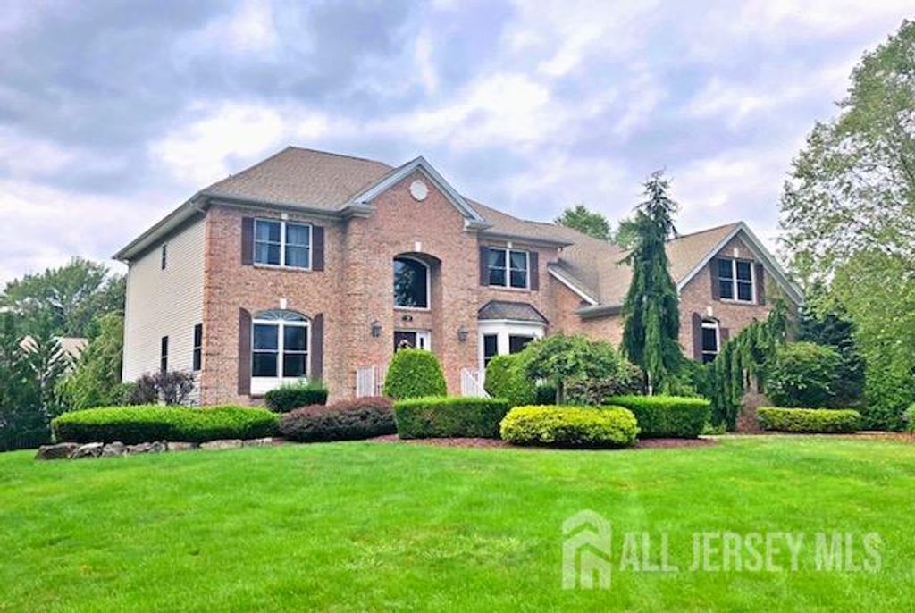 9 woodmere Road, Monroe, NJ 08831