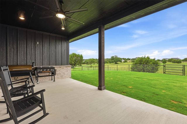 1034 Kingsley Court, Weatherford, TX 76087