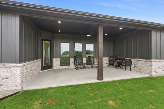 1034 Kingsley Court, Weatherford, TX 76087