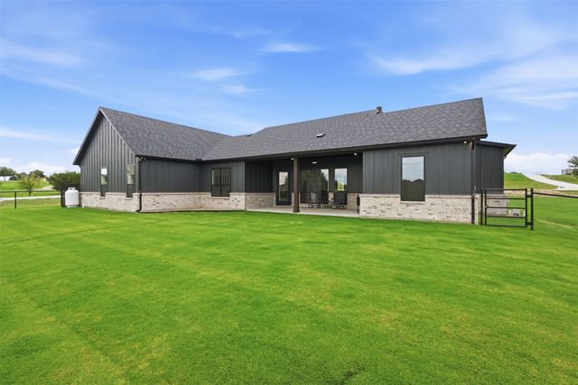 1034 Kingsley Court, Weatherford, TX 76087