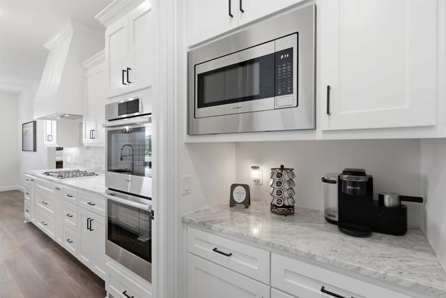 1034 Kingsley Court, Weatherford, TX 76087