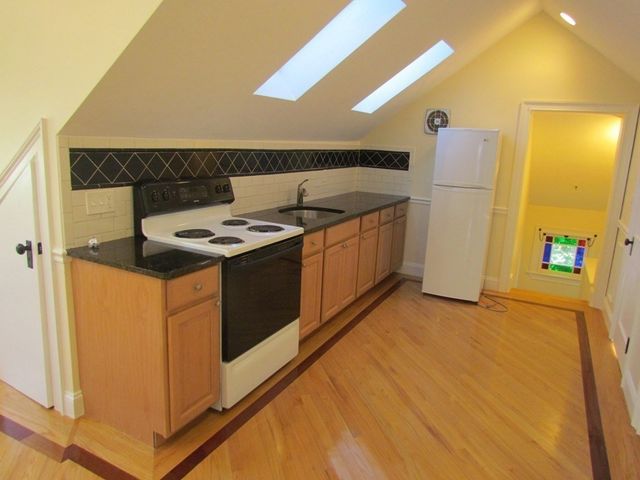 6 Littleton Rd 3, Harvard, MA 01451
