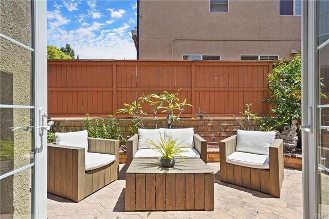 9022 S Calvin Way, Inglewood, CA 90305