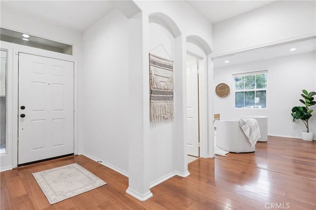 9022 S Calvin Way, Inglewood, CA 90305