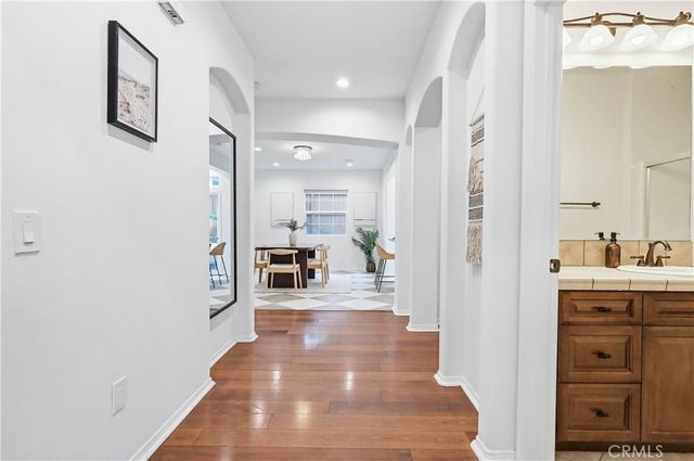 9022 S Calvin Way, Inglewood, CA 90305