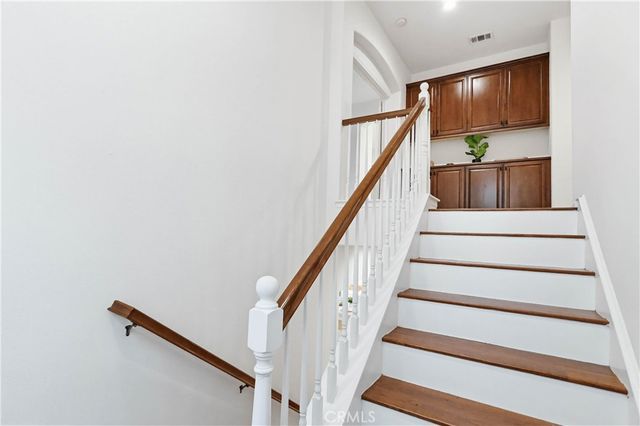 9022 S Calvin Way, Inglewood, CA 90305