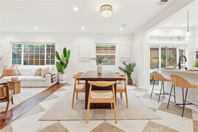 9022 S Calvin Way, Inglewood, CA 90305