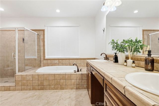 9022 S Calvin Way, Inglewood, CA 90305