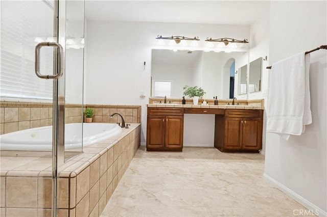 9022 S Calvin Way, Inglewood, CA 90305