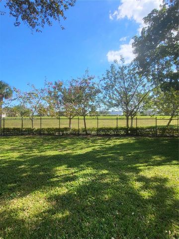 4330 Hillcrest Dr 405, Hollywood, FL 33021