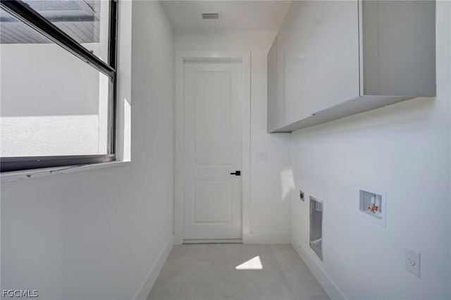 5000 Banning ST, Lehigh Acres, FL 33971