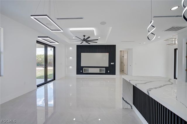 5000 Banning ST, Lehigh Acres, FL 33971