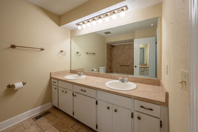 4907 Ashley Court, Phenix City, AL 36867