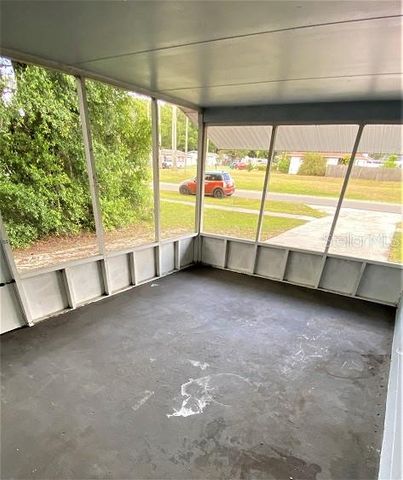 39014 SOUTH AVENUE, Zephyrhills, FL 33542