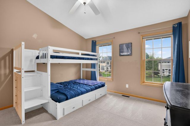19044 Inndale Drive, Lakeville, MN 55044