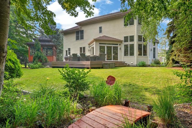 19044 Inndale Drive, Lakeville, MN 55044
