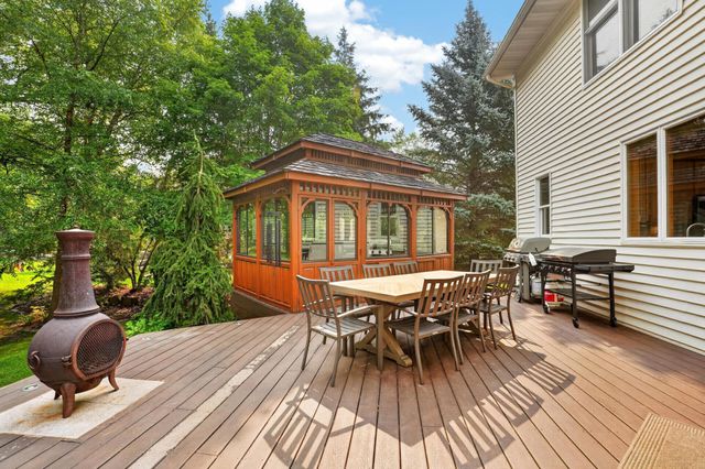 19044 Inndale Drive, Lakeville, MN 55044