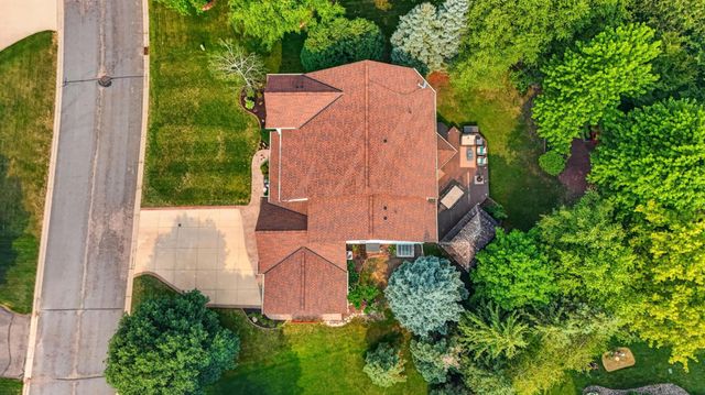 19044 Inndale Drive, Lakeville, MN 55044