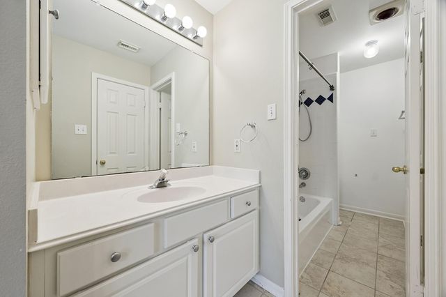 816 Anderson Street, Bellaire, TX 77401