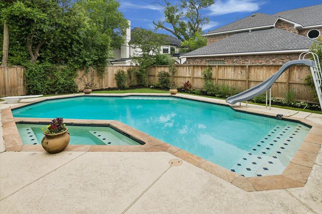 816 Anderson Street, Bellaire, TX 77401