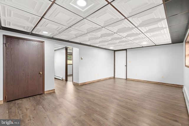 486 SHIPMAN RD, Sunbury, PA 17801