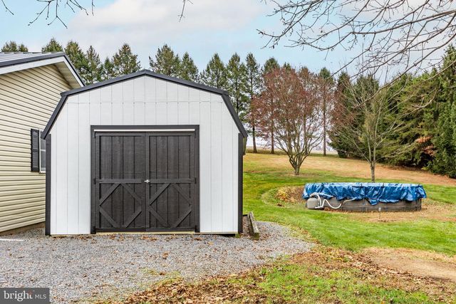 486 SHIPMAN RD, Sunbury, PA 17801