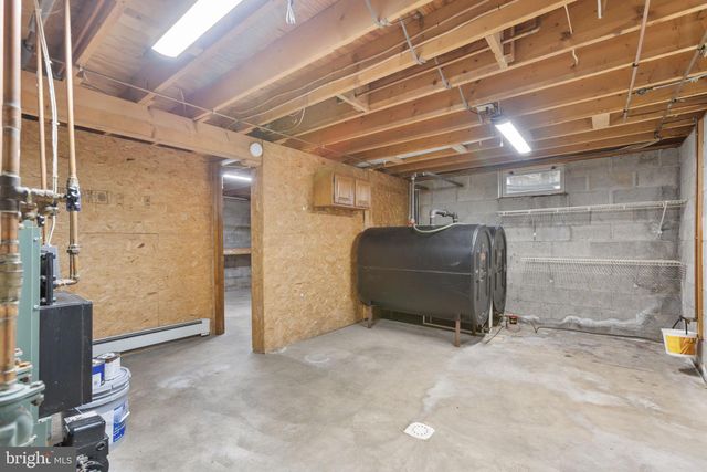 486 SHIPMAN RD, Sunbury, PA 17801