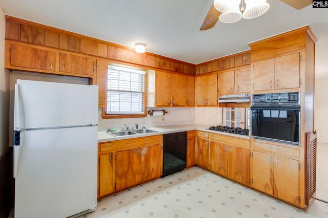 1919 Windsor Drive, Cayce, SC 29033