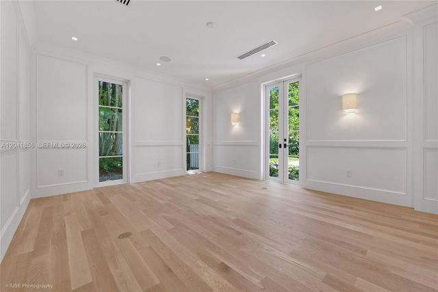 1241 Mariola Ct, Coral Gables, FL 33134