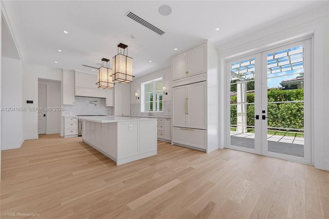 1241 Mariola Ct, Coral Gables, FL 33134