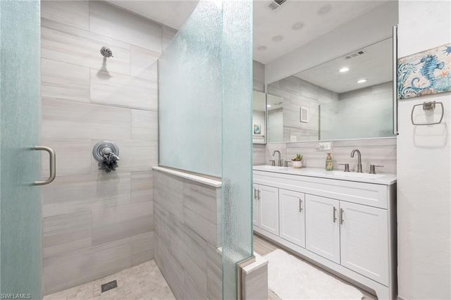 18381 Panther Trail LN, North Fort Myers, FL 33917
